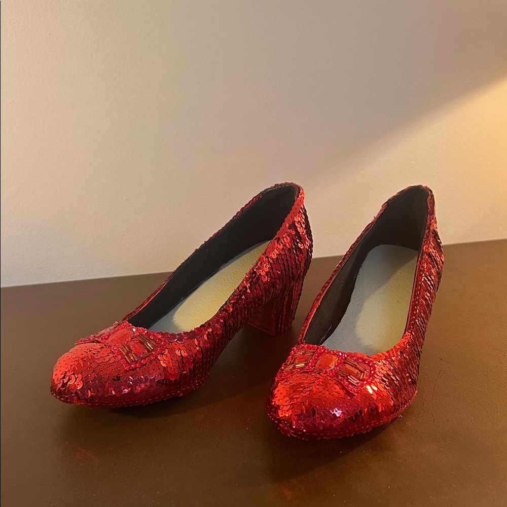 Dorthy Wizard of Oz Red Sequin Women's Block Heel Pumps